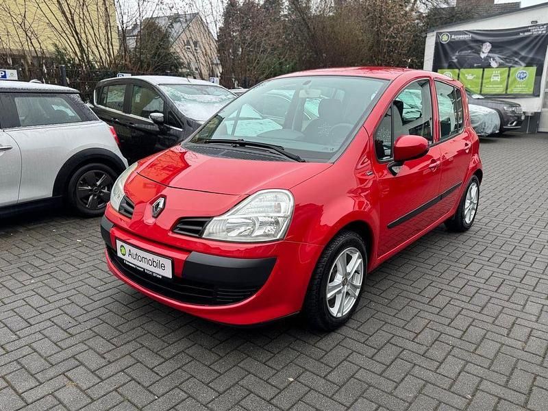 Usado Renault Modus 75 HP (55 kW) 2012 Vermelho Monovolume