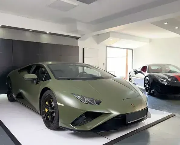 Gebraucht Lamborghini Huracán 610 PS (448 kW) 2023 Lamborghini grün matt fol Coupé