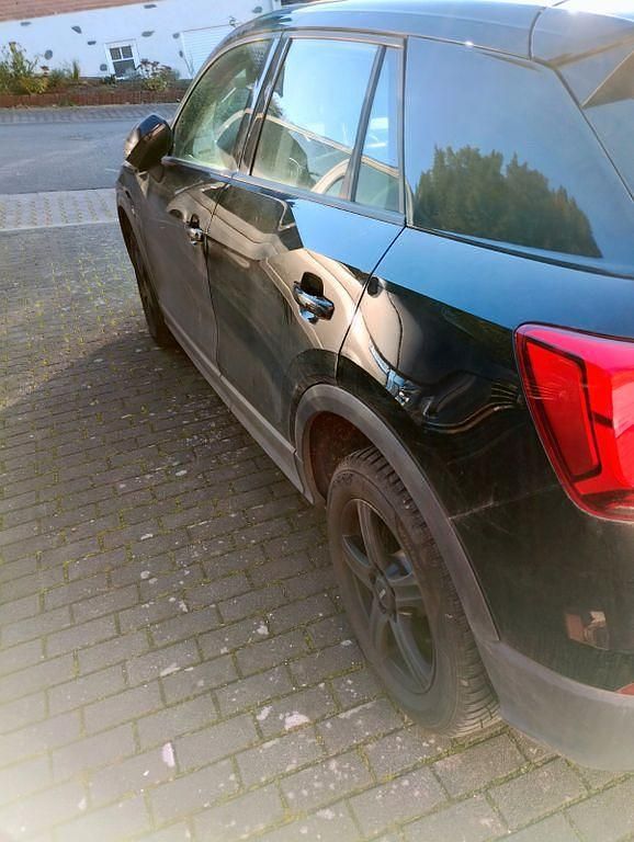 Gebraucht Audi Q2 Design 190 PS (139 kW) 2019 Schwarz SUV