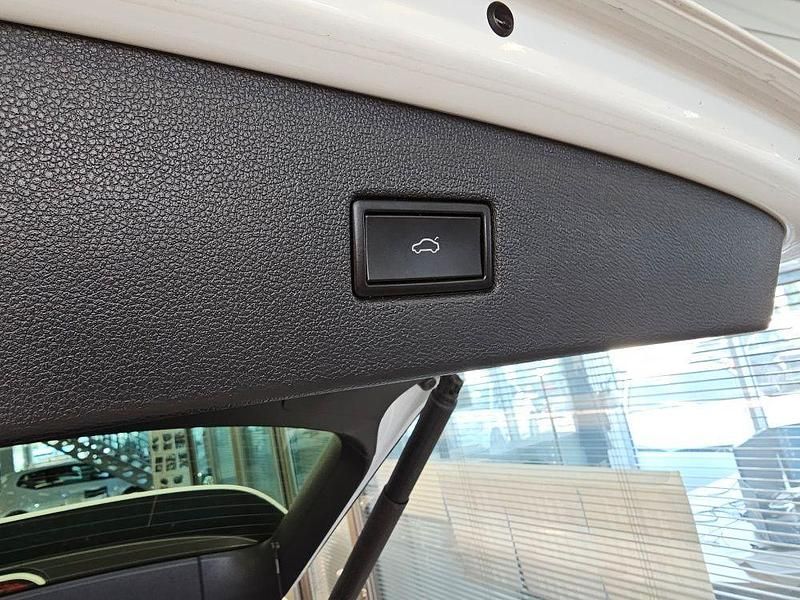 Gebraucht VW Tiguan R-line 150 PS (110 kW) 2020 Weißmet. (metallic) SUV