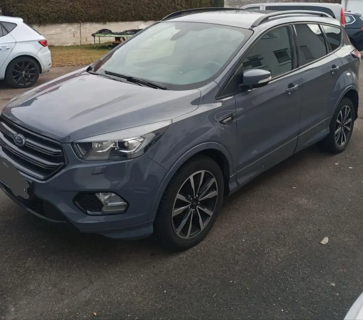 Gebraucht Ford Kuga ST-Line 179 PS (131 kW) 2020 Grau SUV