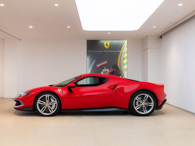 Gebraucht Ferrari 296 2022 Rot Cabrio