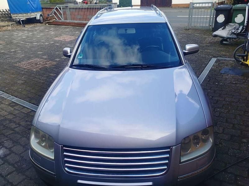 Gebraucht VW Passat Highline 150 PS (110 kW) 2002 Silber Kombi