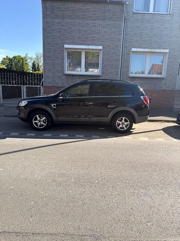 Używany Chevrolet Captiva 150 KM (110 kW) 2007 Czarny SUV