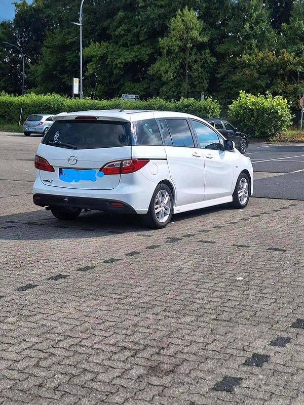Weiß Gebraucht 2011 Mazda 5 Van / Kleinbus | 5.900 € (Guter Preis) - Bild 1/4