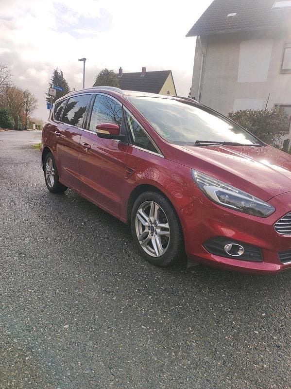 Gebraucht Ford S-MAX S 210 PS (154 kW) 2015 Rot Van / Kleinbus