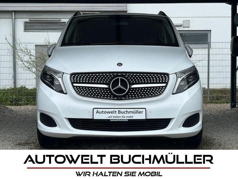 Gebraucht Mercedes V250 190 PS (139 kW) 2019 Weiß Van / Kleinbus