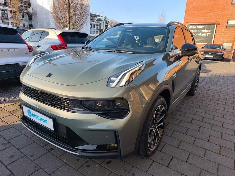 Neu Lynk & Co 01 280 PS (205 kW) 2026 Grün SUV