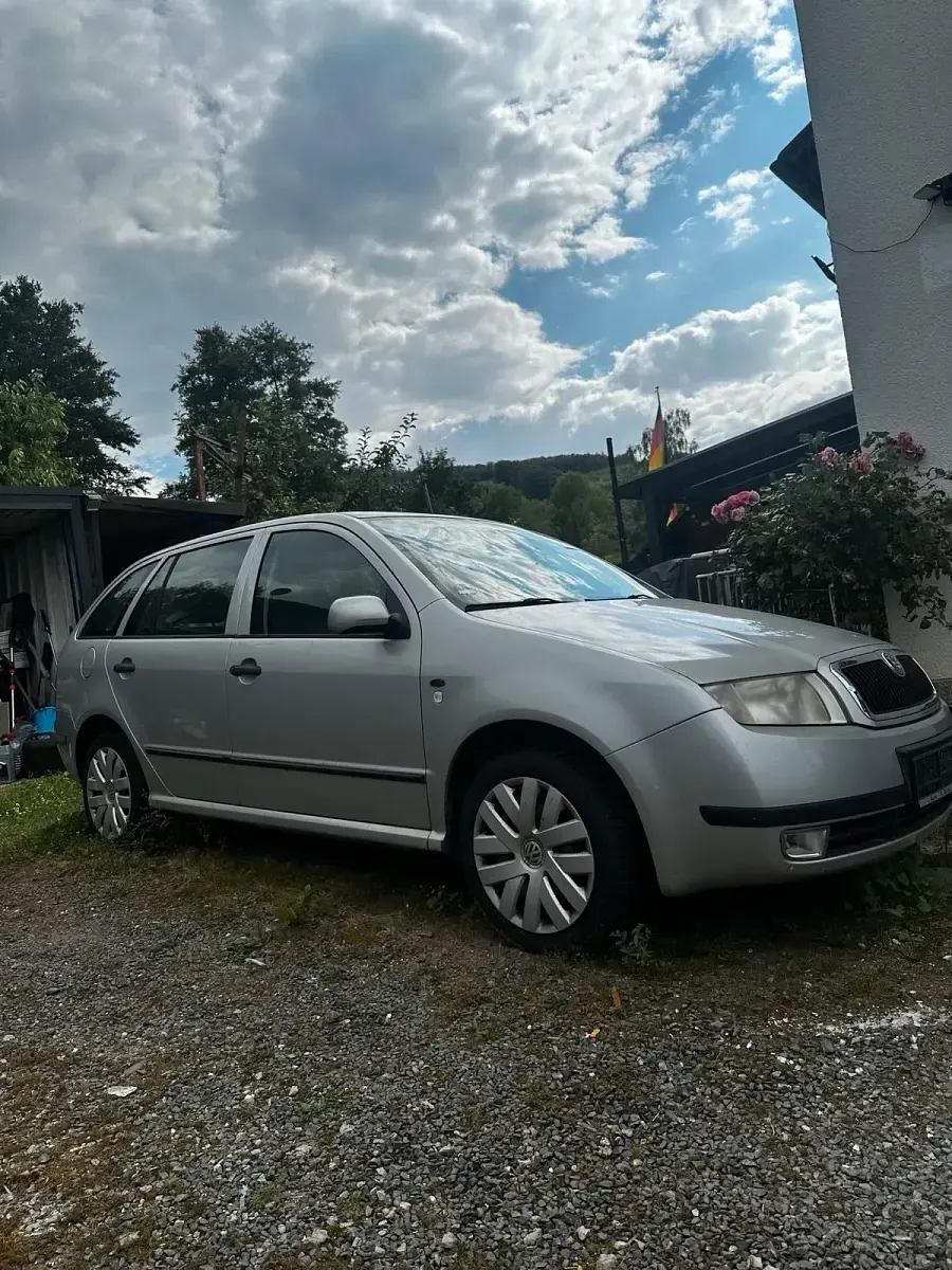 Gebraucht Skoda Fabia 100 PS (73 kW) 2002 Silber Kombi