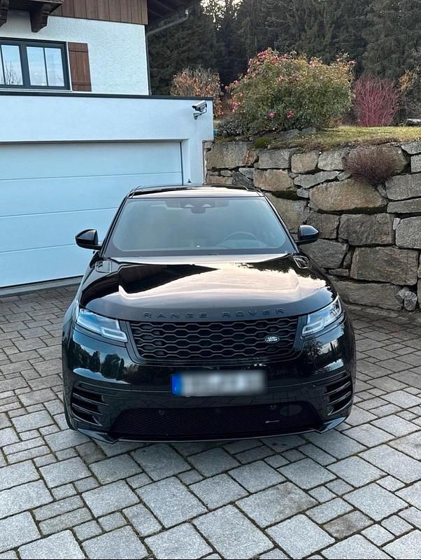 Gebraucht Land Rover Range Rover Velar R-Dynamic 300 PS (220 kW) 2022 Schwarz SUV