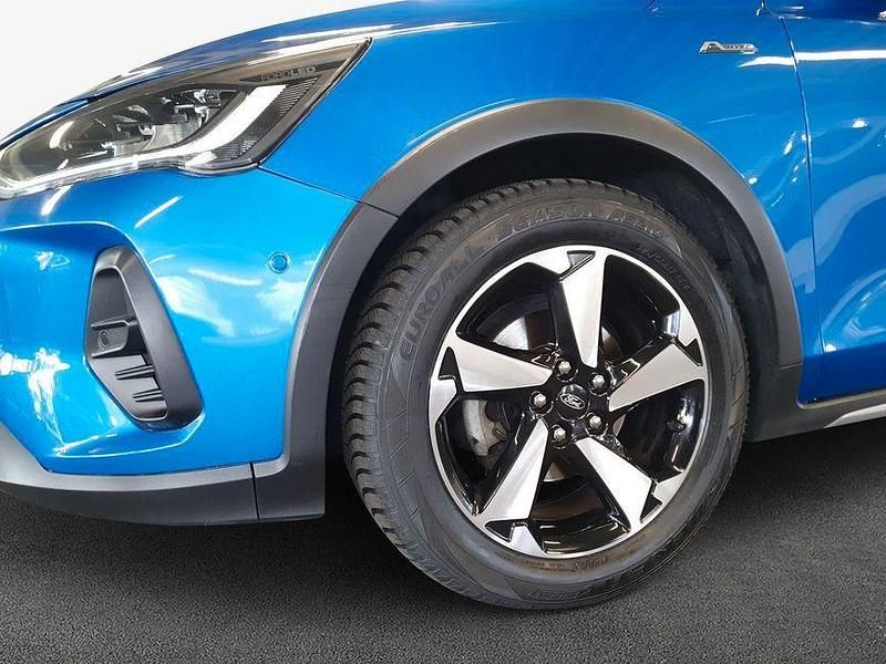 Usata Ford Focus Active 155 CV (114 kW) 2022 Blu Station wagon