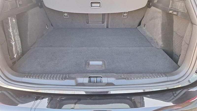 Gebraucht Ford Focus Active X 125 PS (91 kW) 2024 Agate black metallic Kombi