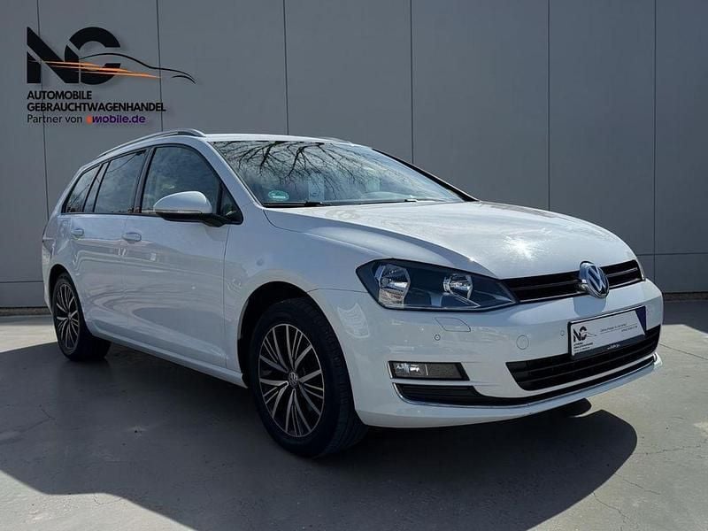 Gebraucht VW Golf VII Allstar 110 PS (80 kW) 2017 Weiß Kombi