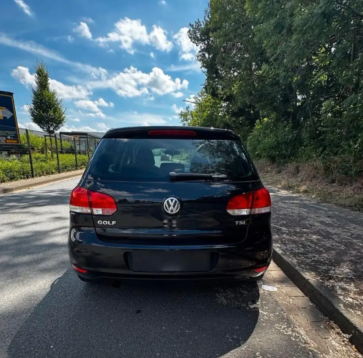 Gebraucht VW Golf VI 105 PS (77 kW) 2011 Schwarz Limousine