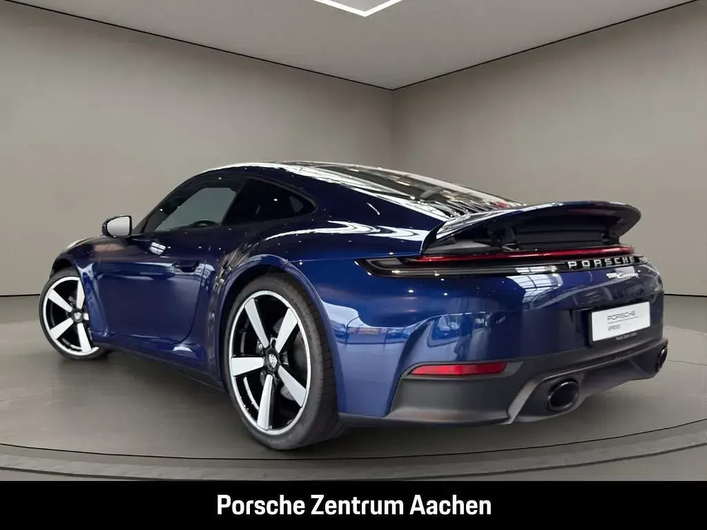 Gebraucht Porsche 911 Carrera 394 PS (289 kW) 2026 Blau Coupé