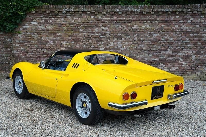 Usata Ferrari Dino 246 1973 Giallo Cabrio