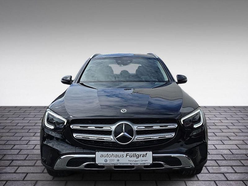 Gebraucht Mercedes GLC220 194 PS (142 kW) 2020 Schwarz SUV