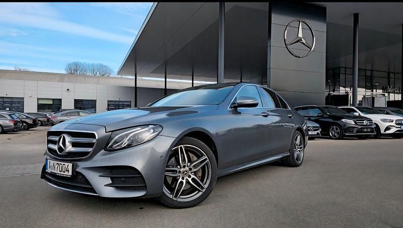 Gebraucht Mercedes E220 Avantgarde 194 PS (142 kW) 2018 Grau Limousine