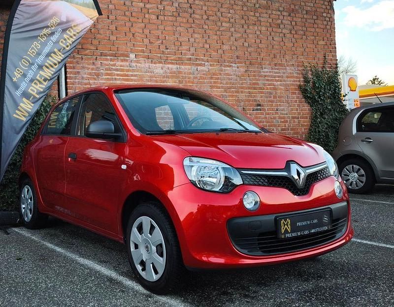 Gebraucht Renault Twingo Life 69 PS (50 kW) 2018 Feuerrot Kleinwagen