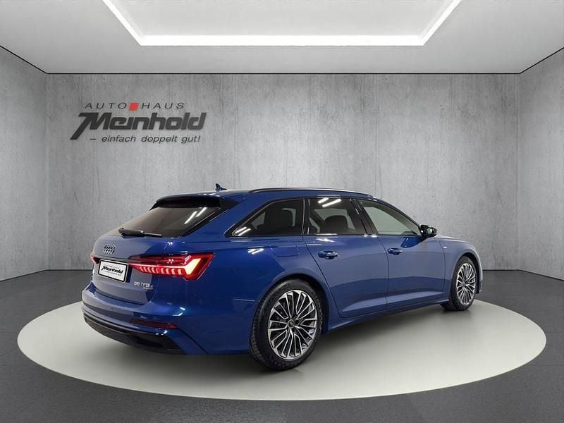 Gebraucht Audi A6 S-Line 367 PS (269 kW) 2024 Blau Kombi
