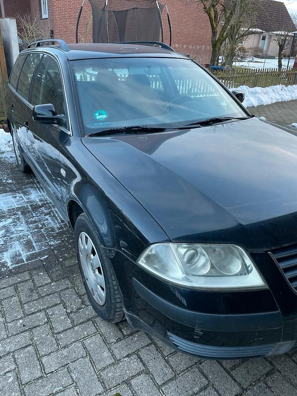 Gebraucht VW Passat 75 PS (55 kW) 2001 Blau Kombi
