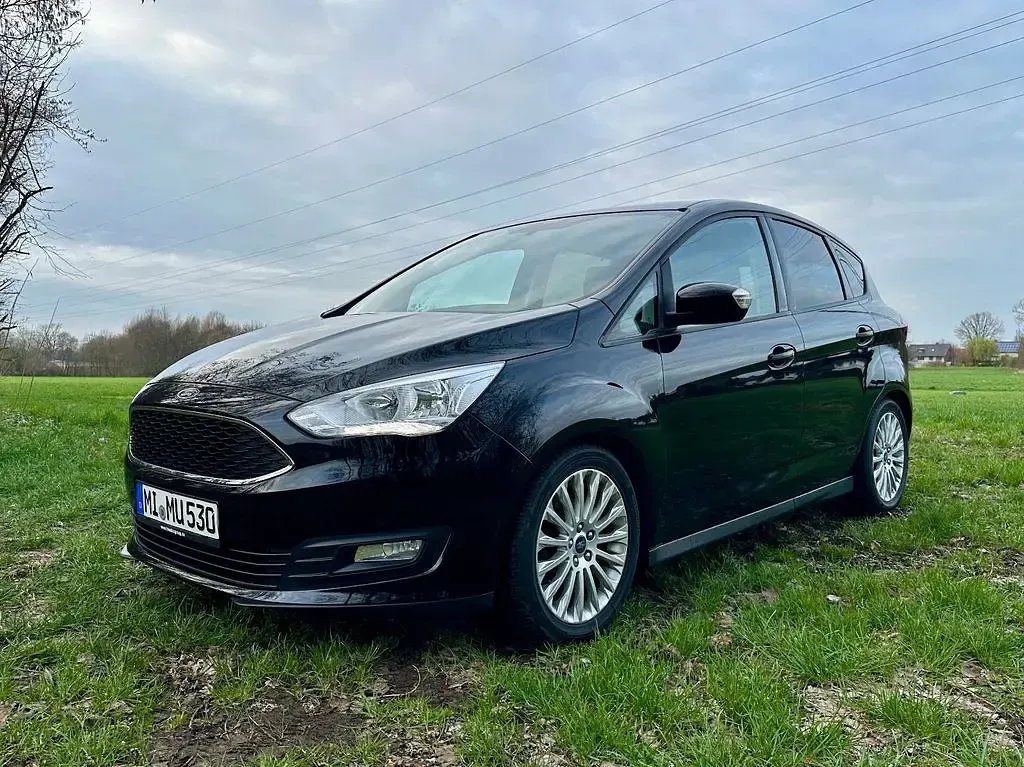 Käytetty Ford C-MAX Trend 125 HP (91 kW) 2018 Musta Tila-auto