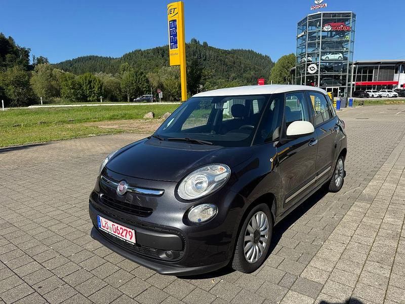 Schwarz Gebraucht 2015 Fiat 500L Pop Van / Kleinbus | 4.750 € (Guter Preis) - Bild 1/4