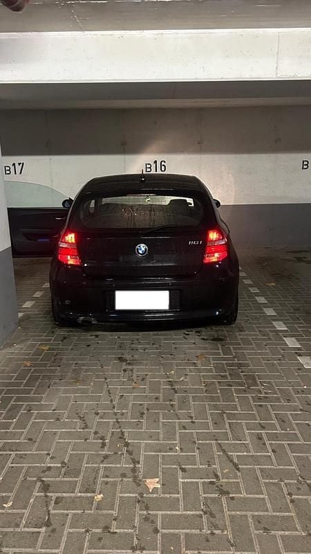 Schwarz Gebraucht 2007 BMW 116 Kleinwagen | 1.100 € (Guter Preis) - Bild 1/4