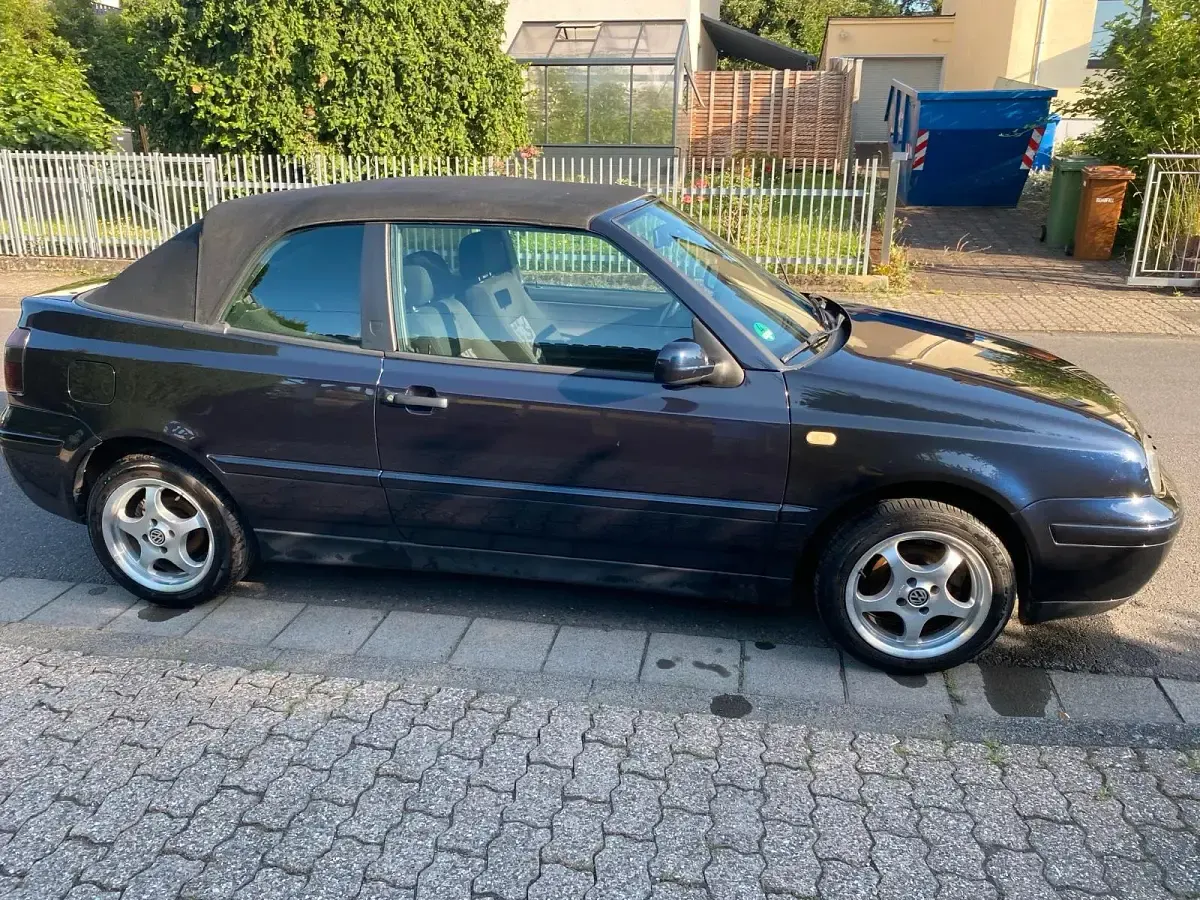 Gebraucht VW Golf 101 PS (74 kW) 1999 Andere farben Cabrio