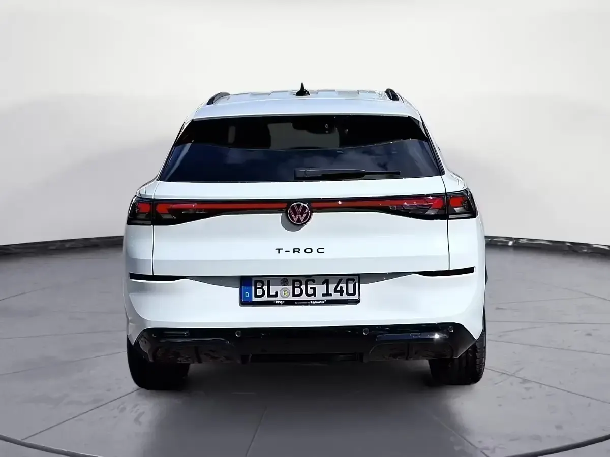 Gebraucht VW T-Roc R-line 150 PS (110 kW) 2026 Weiß SUV