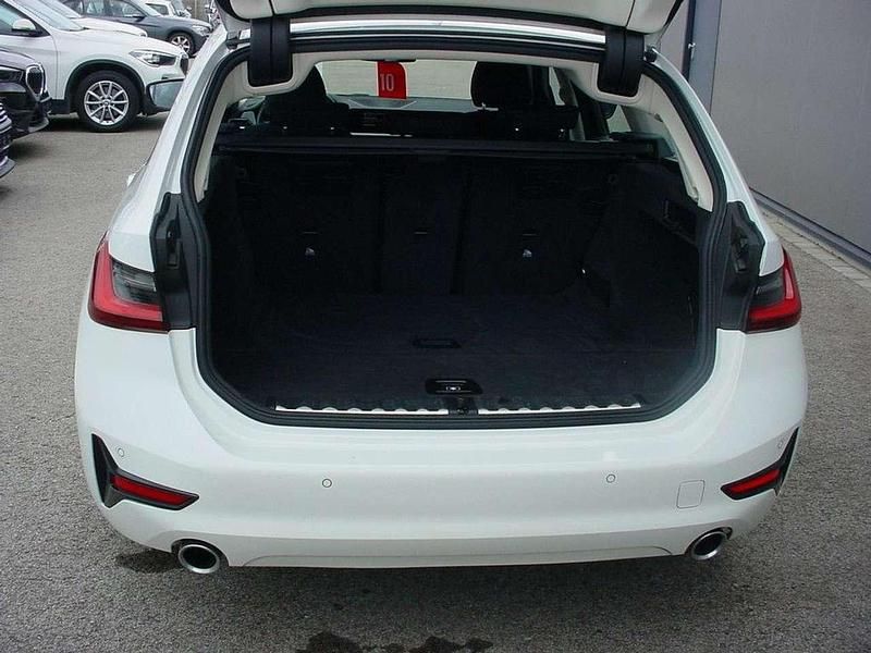Gebraucht BMW 320 190 PS (139 kW) 2021 Weiß Kombi