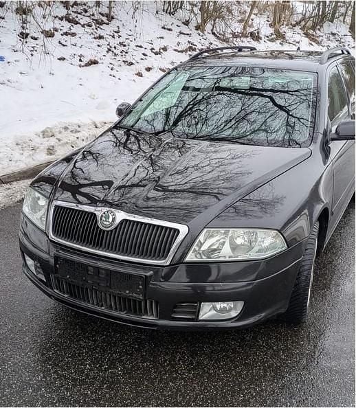 Gebraucht Skoda Octavia 160 PS (117 kW) 2009 Schwarz Kombi