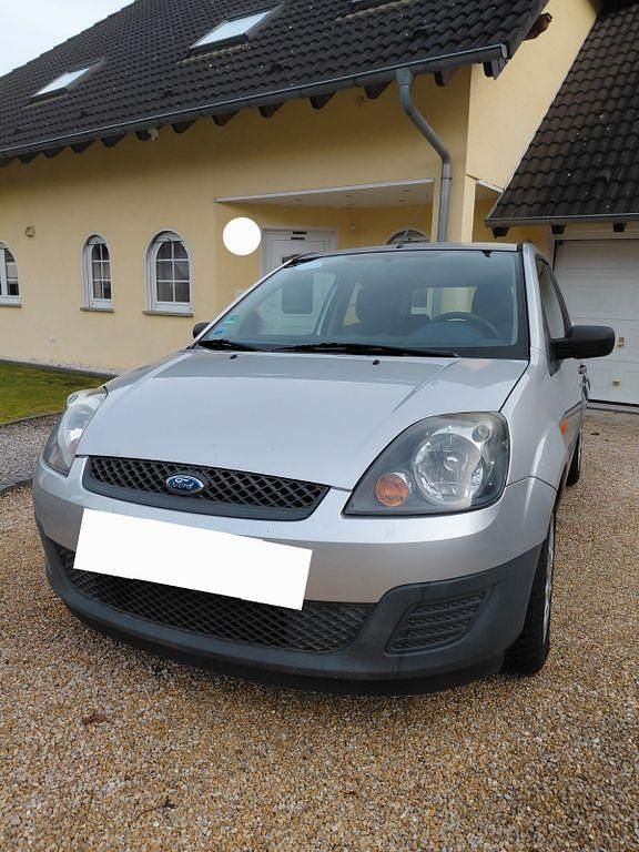 Gebraucht Ford Fiesta 69 PS (50 kW) 2006 Silber Kleinwagen