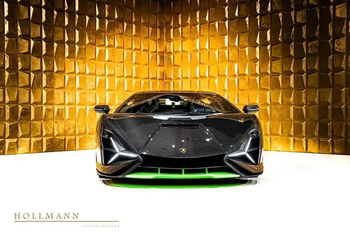 Gebraucht Lamborghini Sian 818 PS (601 kW) 2021 Carbon look (shiny) Coupé