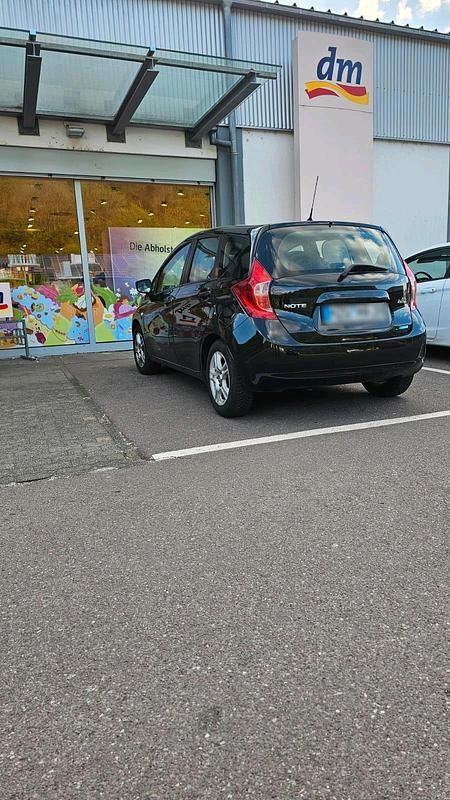 Usata Nissan Note 98 CV (72 kW) 2014 Nero Utilitaria