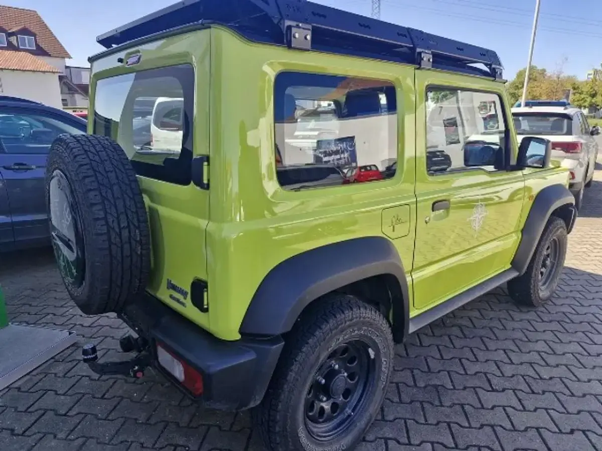 Gebraucht Suzuki Jimny 102 PS (75 kW) 2021 Kinetic yellow SUV