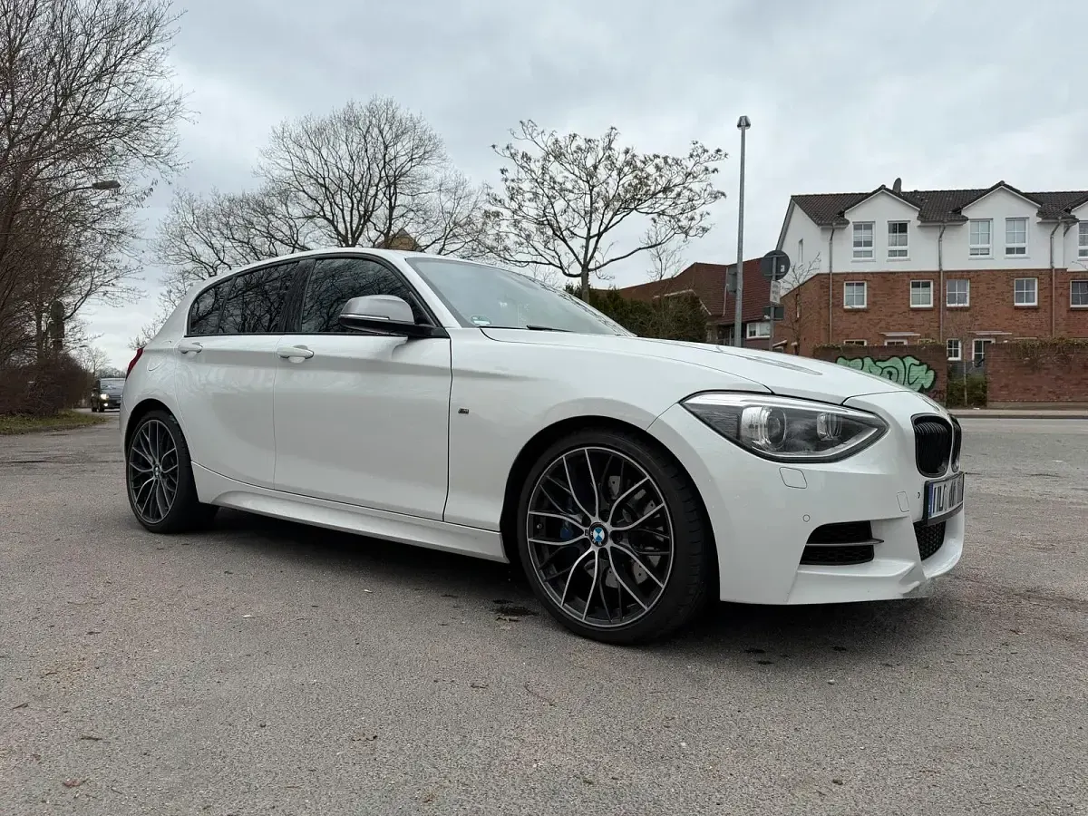 Käytetty BMW 135 320 HP (235 kW) 2014 Valkoinen Viistoperä
