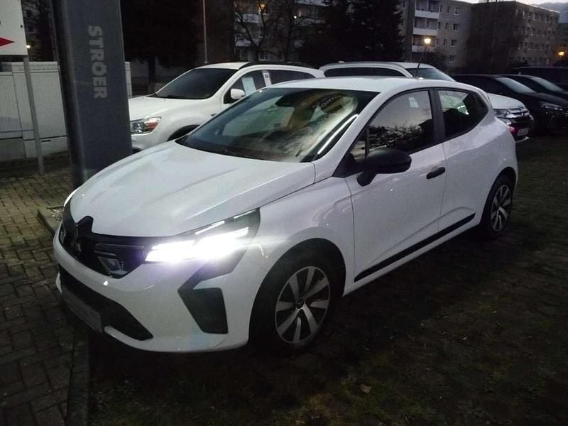 Antarktisweiß Gebraucht 2024 Mitsubishi Colt Limousine | 13.990 € (Superpreis) - Bild 1/4