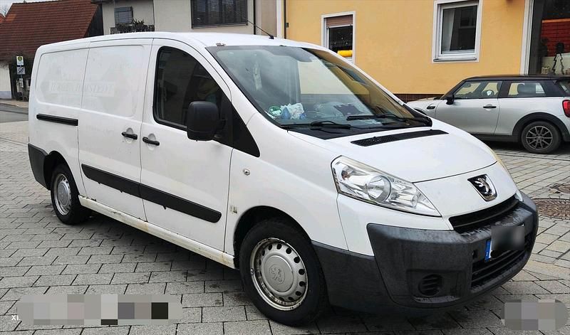 Gebraucht Peugeot Expert 90 PS (66 kW) 2011 Weiß Van
