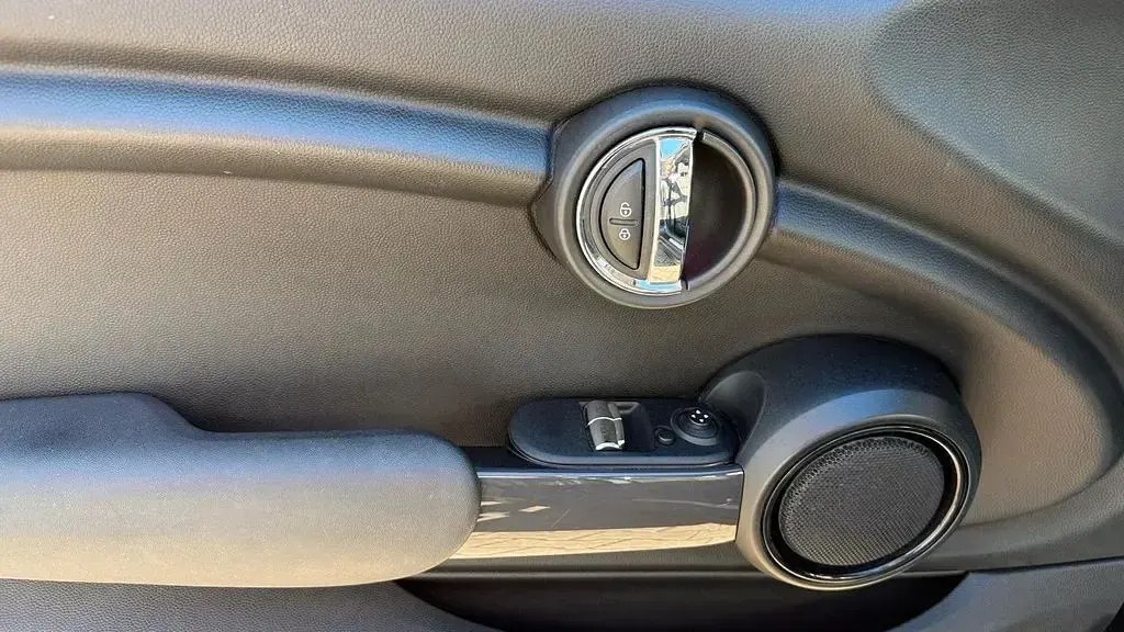 Gebraucht Mini Cooper 136 PS (100 kW) 2016 Braun Kleinwagen
