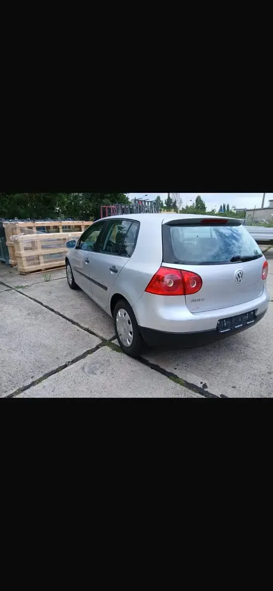 Gebraucht VW Golf IV 74 PS (54 kW) 2005 Silber Limousine