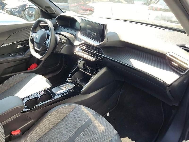 Gebraucht Peugeot 2008 Allure 131 PS (96 kW) 2024 Noir perla nera SUV