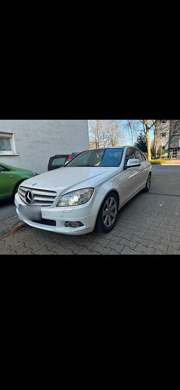 Gebraucht Mercedes C220 170 PS (125 kW) 2008 Weiß Limousine