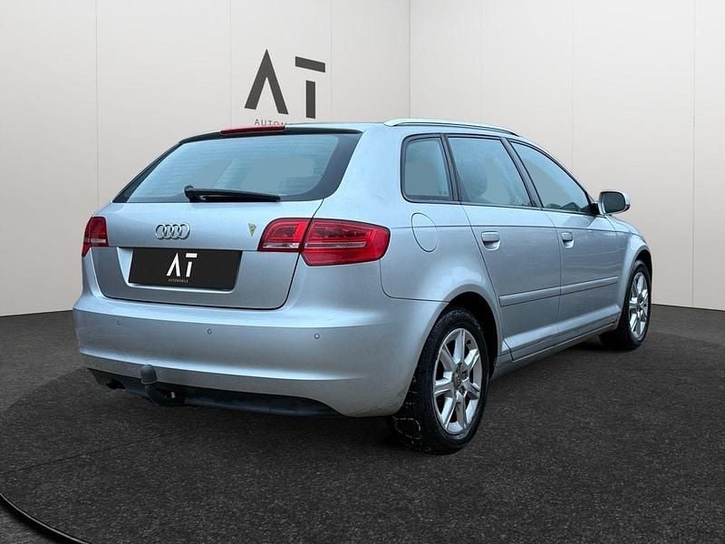Gebraucht Audi A3 Sportback Ambiente 105 PS (77 kW) 2010 Silber Kleinwagen