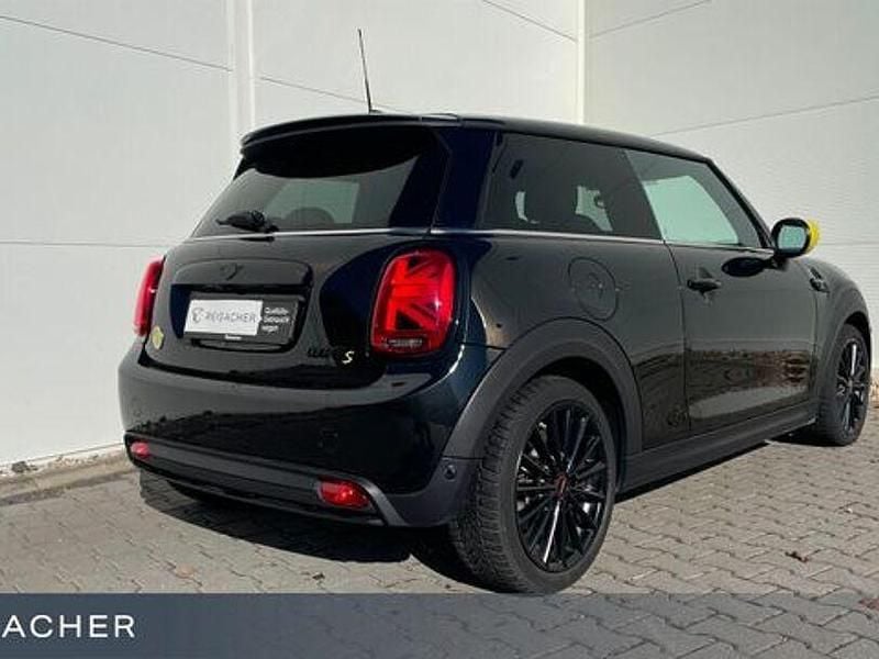 Second-hand Mini Cooper 135 kW (184 CP) 2023 Andere Hatchback