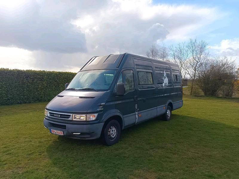 Gebraucht Iveco Daily 115 PS (84 kW) 2006 Schwarz Van / Kleinbus