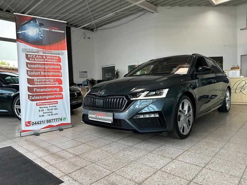 Grau Gebraucht 2021 Skoda Octavia First Edition Kombi | 24.999 € (Guter Preis) - Bild 1/4