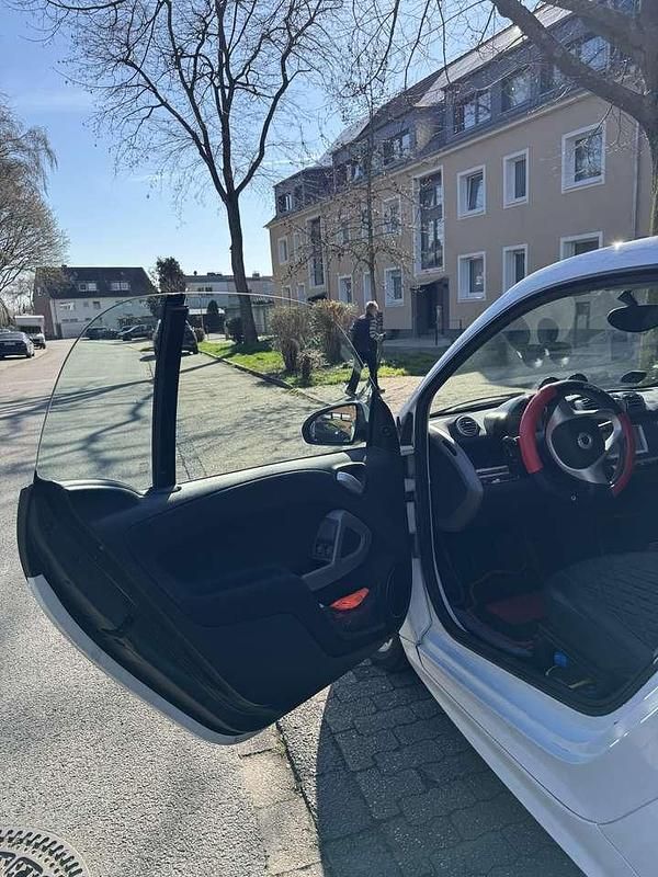 Gebraucht Smart ForTwo Coupé 71 PS (52 kW) 2012 Weiß Coupé