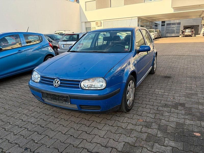 Blau Gebraucht 2000 VW Golf IV Edition Limousine | 695 € (Superpreis) - Bild 1/4
