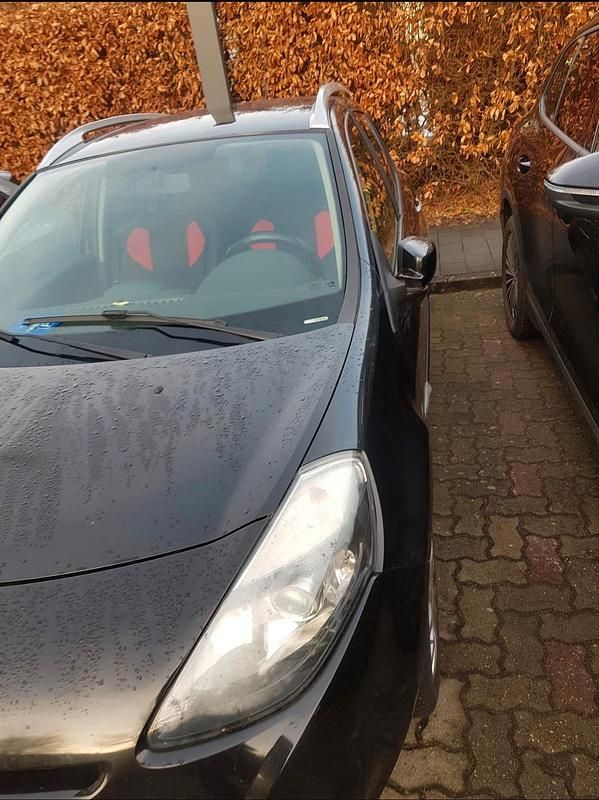 Gebraucht Renault Clio GrandTour 85 PS (62 kW) 2009 Schwarz Kombi